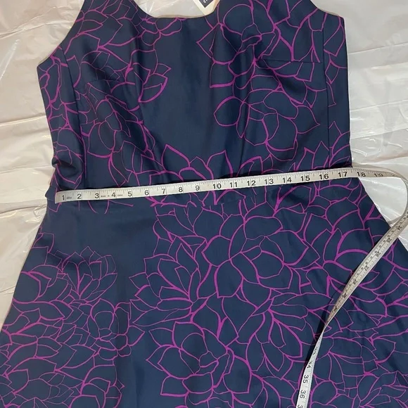NWT GAP Floral Fit &Flare Dress In Navy Blue/ Fuchsia Purple Size 16 - Picture 9 of 12
